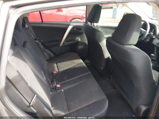2017 Toyota Rav4 Le მანქანა იყიდება აუქციონზე, vin: JTMZFREV6HJ124147, აუქციონის ნომერი: 46072701