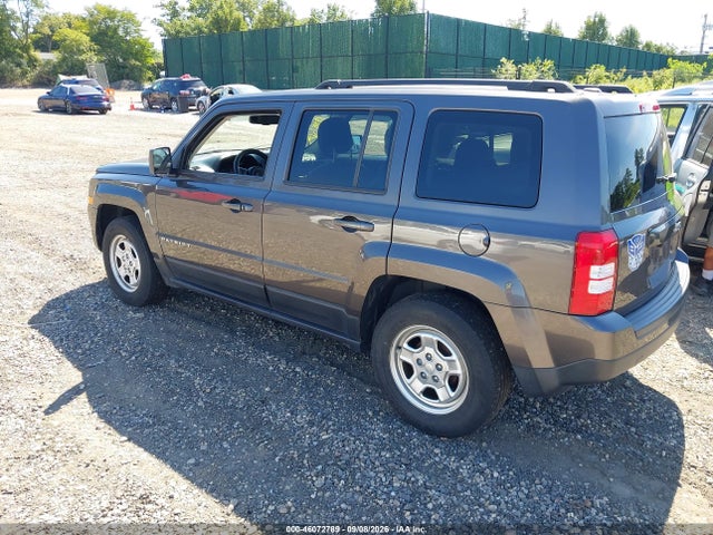 46072789 :رقم المزاد ، 1C4NJPBA9GD669825 vin ، 2016 Jeep Patriot Sport مزاد بيع