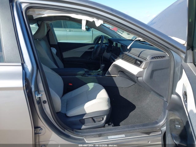 46072804 :رقم المزاد ، 4T1DAACK8SU548210 vin ، 2025 Toyota Camry Xle مزاد بيع
