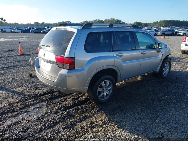 46072813 :رقم المزاد ، 4A4JN2AS9BE027004 vin ، 2011 Mitsubishi Endeavor مزاد بيع