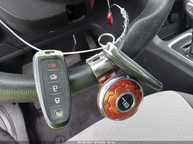 Продажа на аукционе авто 2019 Ford Escape Se, vin: 1FMCU9GD0KUA60785, номер лота: 46072818