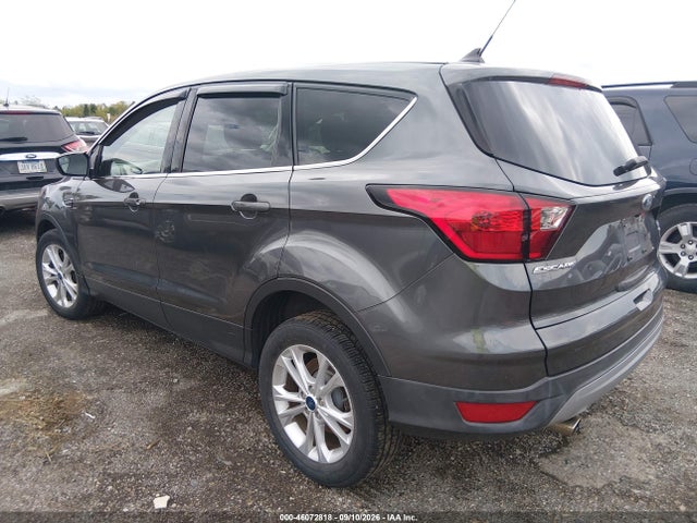 Продажа на аукционе авто 2019 Ford Escape Se, vin: 1FMCU9GD0KUA60785, номер лота: 46072818