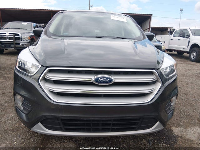 Продажа на аукционе авто 2019 Ford Escape Se, vin: 1FMCU9GD0KUA60785, номер лота: 46072818