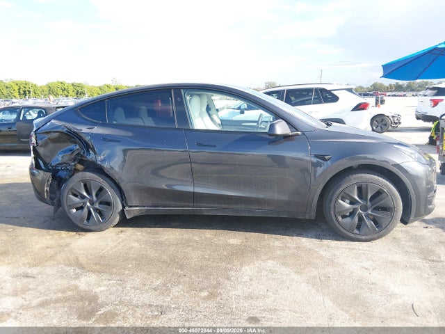 7SAYGDED2RF102063 Tesla Model Y Long Range Single Motor Rear-wheel Drive/rwd