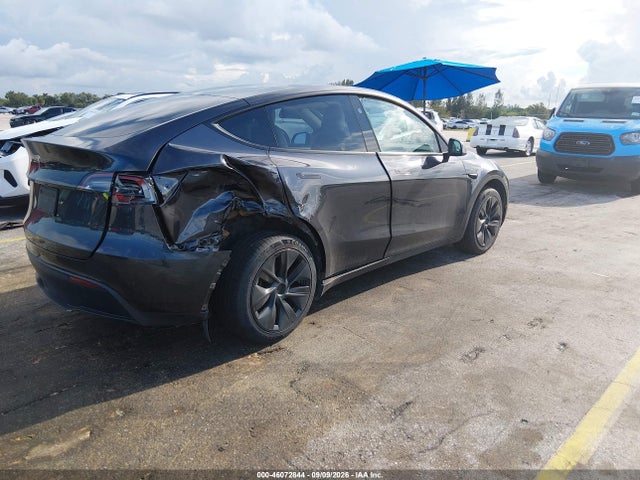 7SAYGDED2RF102063 Tesla Model Y Long Range Single Motor Rear-wheel Drive/rwd