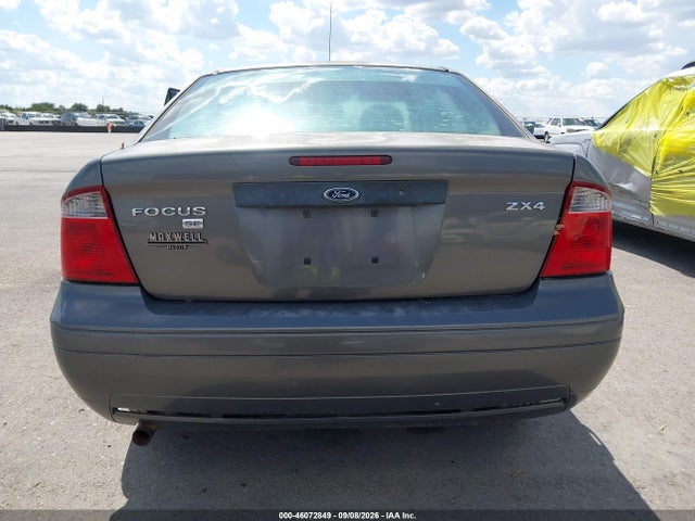 46072849 :رقم المزاد ، 1FAFP34N55W122604 vin ، 2005 Ford Focus Zx4 مزاد بيع