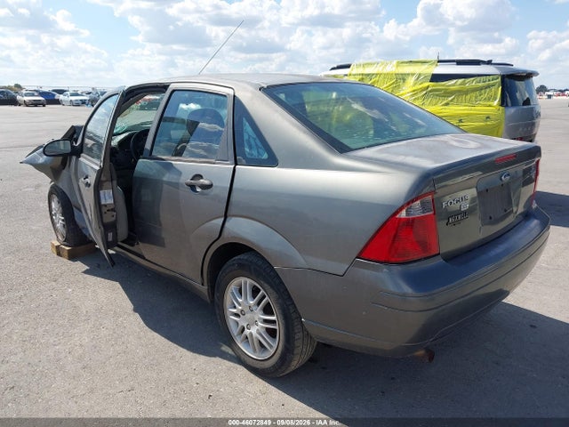 46072849 :رقم المزاد ، 1FAFP34N55W122604 vin ، 2005 Ford Focus Zx4 مزاد بيع