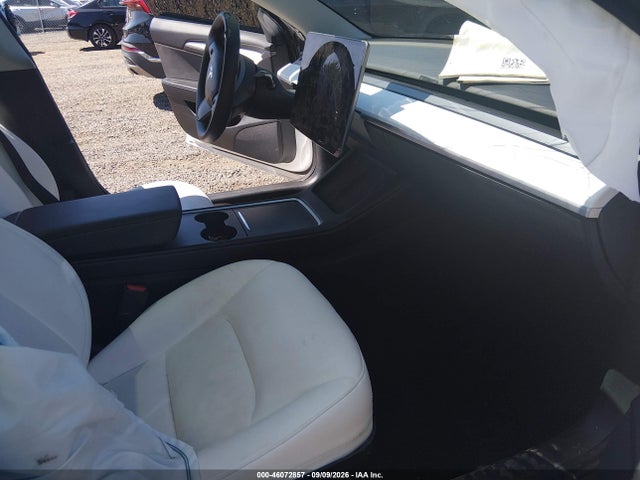 Tesla Model 3 Standard Range Plus Rear-wheel Drive 2021 5YJ3E1EA2MF047253 Image 5