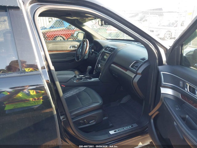 46072881 :رقم المزاد ، 1FM5K8HT2HGE21102 vin ، 2017 Ford Explorer Platinum مزاد بيع