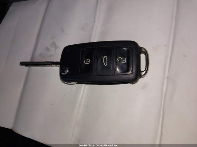 46072931 :رقم المزاد ، 1VWBS7A35EC057821 vin ، 2014 Volkswagen Passat 1.8t Se مزاد بيع