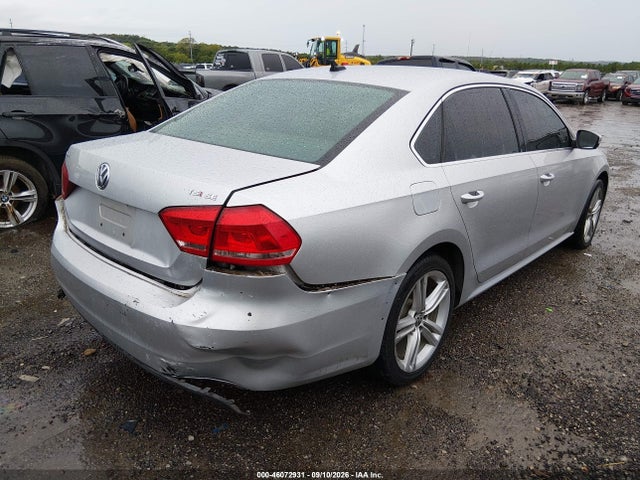 46072931 :رقم المزاد ، 1VWBS7A35EC057821 vin ، 2014 Volkswagen Passat 1.8t Se مزاد بيع