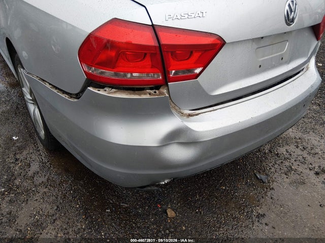 46072931 :رقم المزاد ، 1VWBS7A35EC057821 vin ، 2014 Volkswagen Passat 1.8t Se مزاد بيع