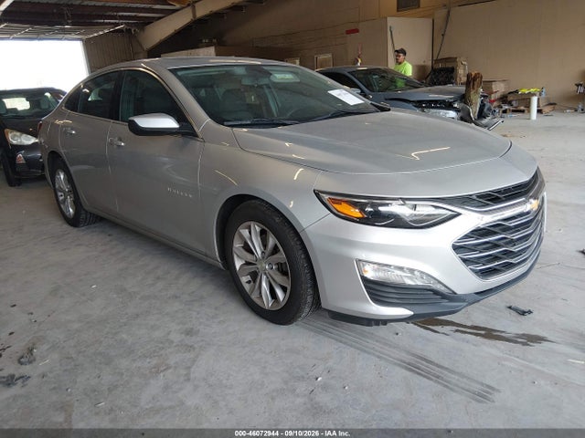 46072944 :رقم المزاد ، 1G1ZD5ST7KF141026 vin ، 2019 Chevrolet Malibu Lt مزاد بيع