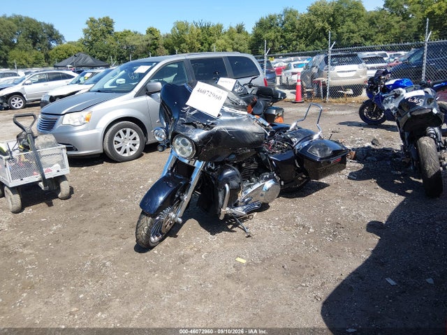 Harley-Davidson FLHX 2019 1HD1KBC18KB681321 Image 2