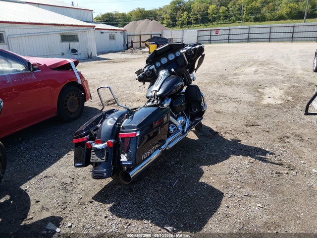 Harley-Davidson FLHX 2019 1HD1KBC18KB681321 Image 4