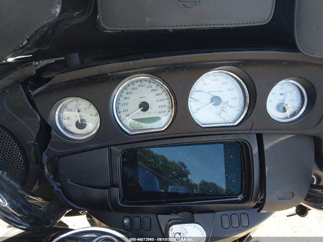 Harley-Davidson FLHX 2019 1HD1KBC18KB681321 Image 7