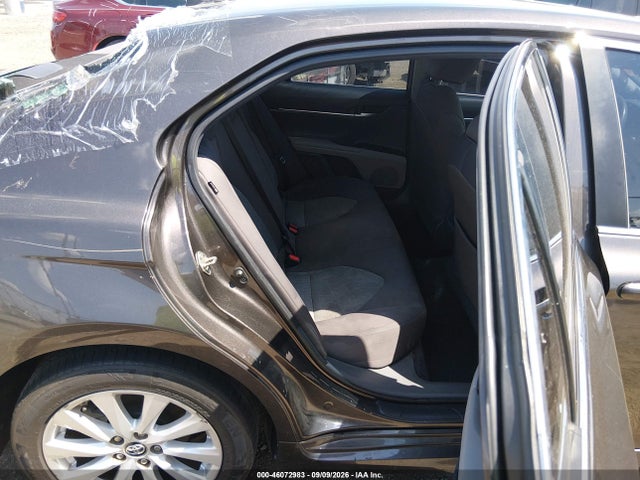 2019 Toyota Camry Le მანქანა იყიდება აუქციონზე, vin: 4T1B11HK7KU249999, აუქციონის ნომერი: 46072983