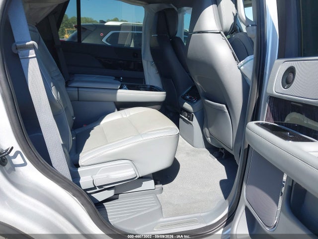 Продажа на аукционе авто 2019 Lincoln Navigator Reserve, vin: 5LMJJ2LT0KEL25636, номер лота: 46073002