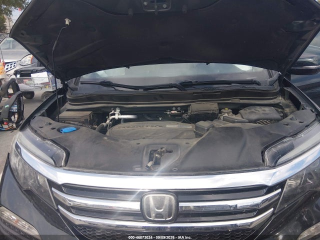 Продаж на аукціоні авто 2017 Honda Pilot Touring, vin: 5FNYF6H95HB035797, номер лоту: 46073024