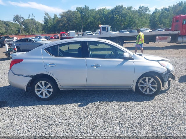 2014 Nissan Versa 1.6 Sl მანქანა იყიდება აუქციონზე, vin: 3N1CN7AP0EL838142, აუქციონის ნომერი: 46073076