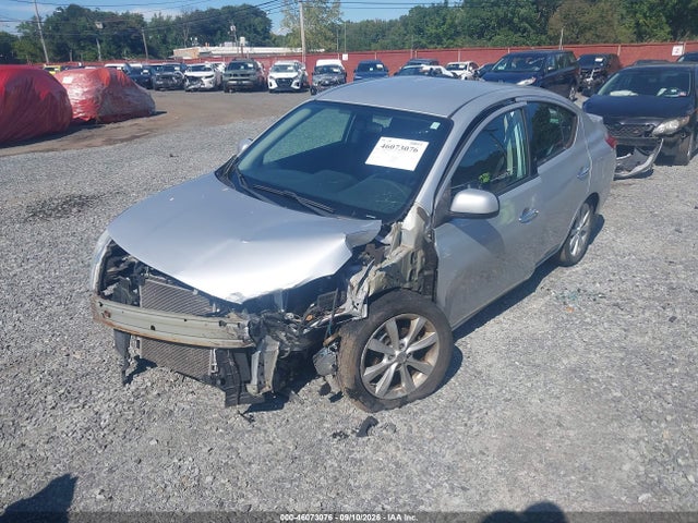 2014 Nissan Versa 1.6 Sl მანქანა იყიდება აუქციონზე, vin: 3N1CN7AP0EL838142, აუქციონის ნომერი: 46073076