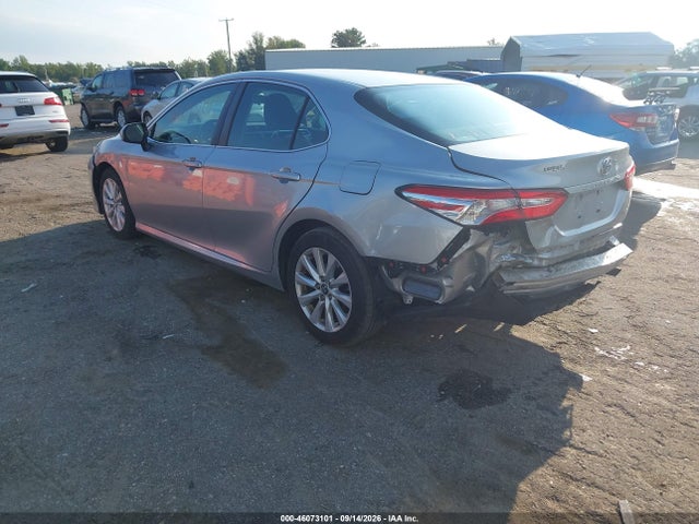 Aukcja sprzedaży 2018 Toyota Camry Le, vin: 4T1B11HK6JU103222, numer aukcji: 46073101