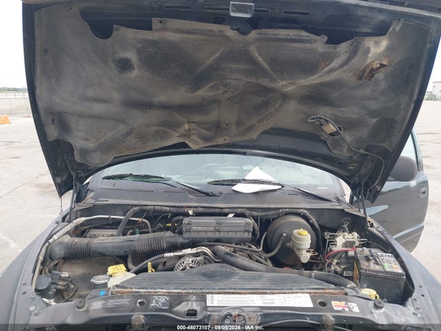 46073107 :رقم المزاد ، 3B7HF13Z71G186988 vin ، 2001 Dodge Ram 1500 St مزاد بيع
