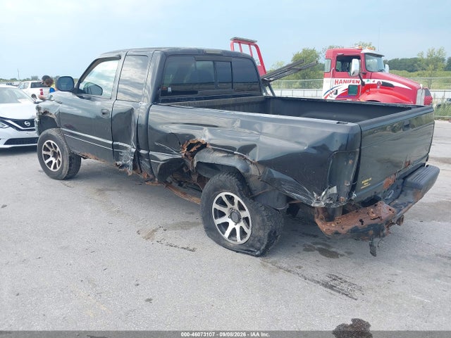 46073107 :رقم المزاد ، 3B7HF13Z71G186988 vin ، 2001 Dodge Ram 1500 St مزاد بيع