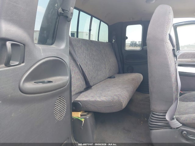 46073107 :رقم المزاد ، 3B7HF13Z71G186988 vin ، 2001 Dodge Ram 1500 St مزاد بيع