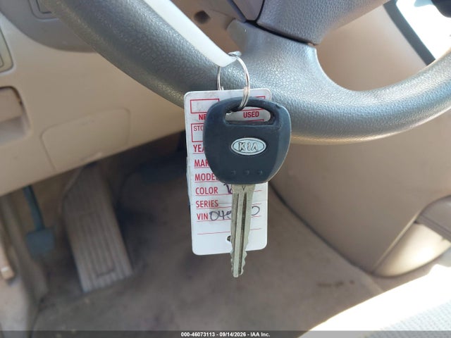 46073113 :رقم المزاد ، KNDMB233866045030 vin ، 2006 Kia Sedona Ex/lx مزاد بيع