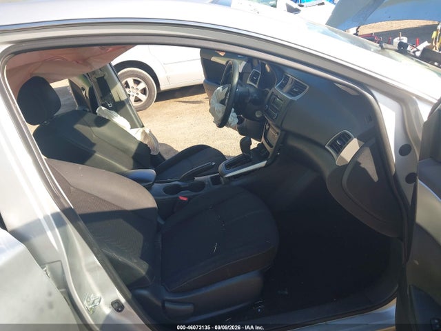 46073135 :رقم المزاد ، 3N1AB7AP5HY217910 vin ، 2017 Nissan Sentra S مزاد بيع