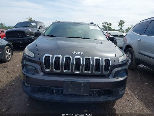 Продажа на аукционе авто 2015 Jeep Cherokee Latitude, vin: 1C4PJMCS4FW686713, номер лота: 46073145