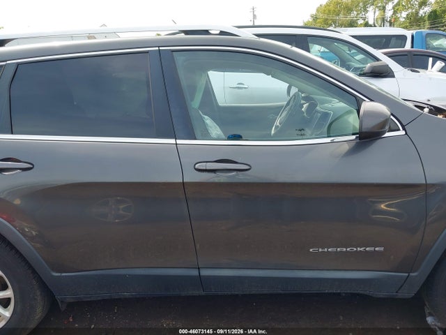Продажа на аукционе авто 2015 Jeep Cherokee Latitude, vin: 1C4PJMCS4FW686713, номер лота: 46073145