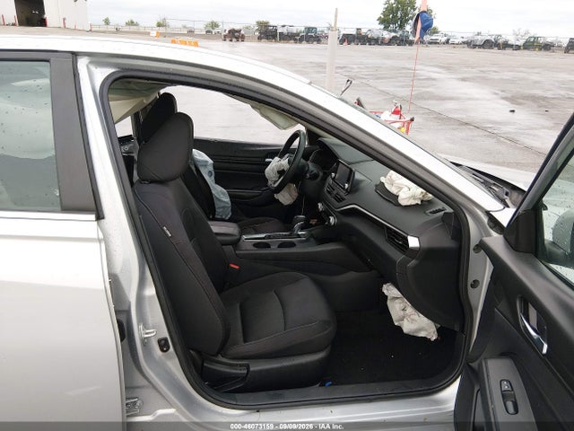 46073159 :رقم المزاد ، 1N4BL4BV7MN359859 vin ، 2021 Nissan Altima S Fwd مزاد بيع