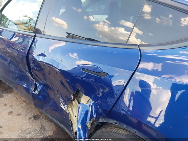Продажа на аукционе авто 2020 Tesla Model Y Long Range Dual Motor All-wheel Drive, vin: 5YJYGDEE6LF015098, номер лота: 46073169
