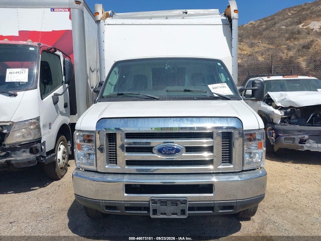 Ford E-350 Cutaway 2017 1FDWE3FSXHDC58337 Image 16