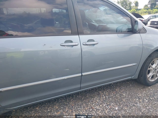 46073204 :رقم المزاد ، 5TDBA22C04S021328 vin ، 2004 Toyota Sienna Xle/xle Limited مزاد بيع
