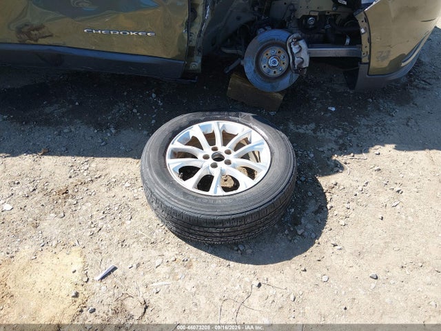 2019 Jeep Cherokee Latitude 4x4 მანქანა იყიდება აუქციონზე, vin: 1C4PJMCX8KD335076, აუქციონის ნომერი: 46073208