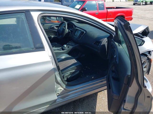Aukcja sprzedaży 2015 Chrysler 200 S, vin: 1C3CCCBG6FN586056, numer aukcji: 46073219