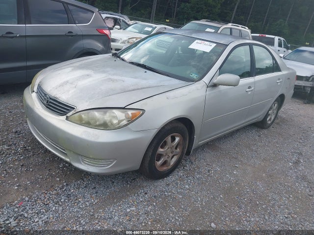 2006 Toyota Camry Le მანქანა იყიდება აუქციონზე, vin: 4T1BE32K56U681571, აუქციონის ნომერი: 46073220