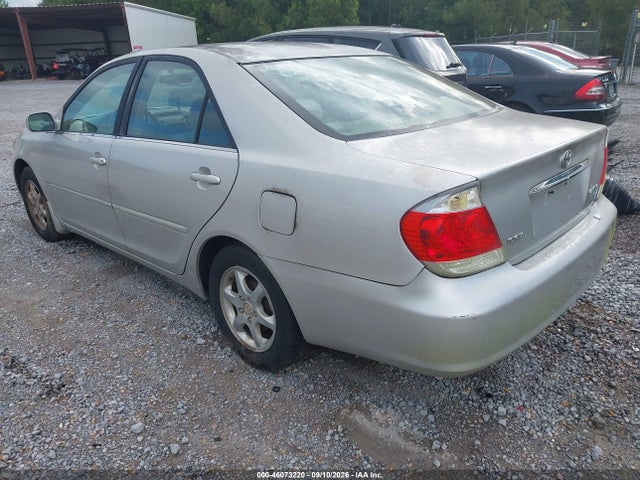 2006 Toyota Camry Le მანქანა იყიდება აუქციონზე, vin: 4T1BE32K56U681571, აუქციონის ნომერი: 46073220