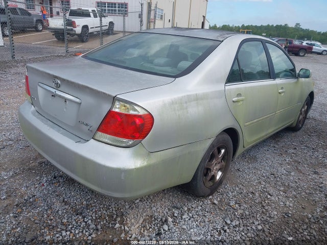 2006 Toyota Camry Le მანქანა იყიდება აუქციონზე, vin: 4T1BE32K56U681571, აუქციონის ნომერი: 46073220
