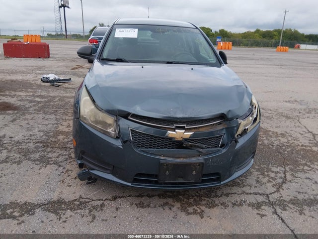 46073229 :رقم المزاد ، 1G1PC5SH1C7235646 vin ، 2012 Chevrolet Cruze Ls مزاد بيع