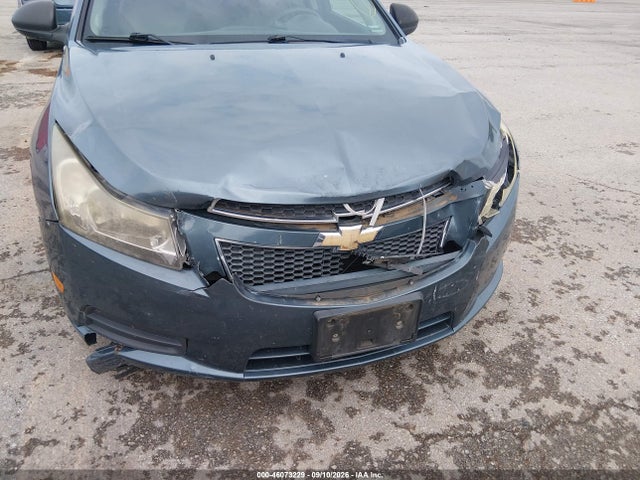 46073229 :رقم المزاد ، 1G1PC5SH1C7235646 vin ، 2012 Chevrolet Cruze Ls مزاد بيع
