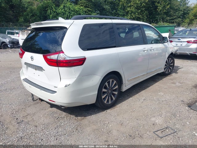 Auction sale of the 2018 Toyota Sienna Limited Premium 7 Passenger, vin: 5TDYZ3DC2JS953239, lot number: 46073286