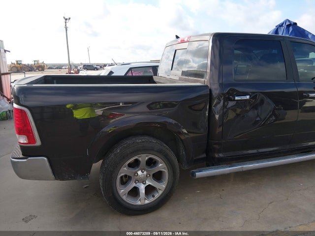 2017 Ram 1500 Laramie  4x4 5'7 Box მანქანა იყიდება აუქციონზე, vin: 1C6RR7NT3HS816085, აუქციონის ნომერი: 46073289