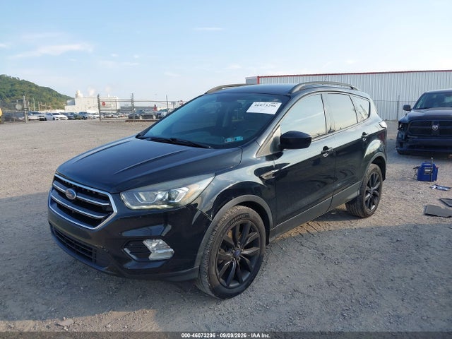 Продажа на аукционе авто 2017 Ford Escape Se, vin: 1FMCU9G91HUB72158, номер лота: 46073296
