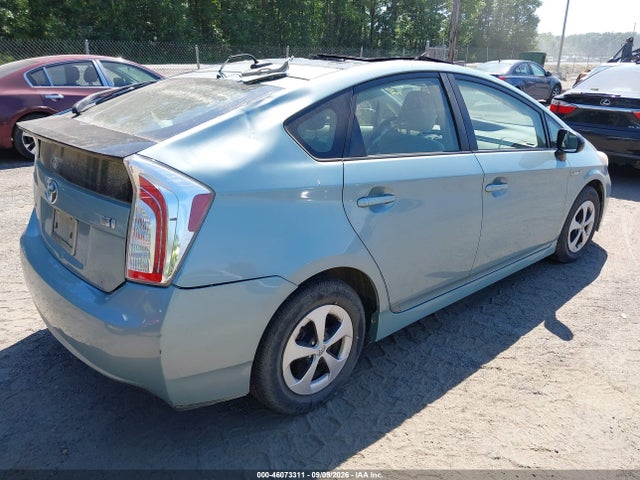 46073311 :رقم المزاد ، JTDKN3DU9D1628003 vin ، 2013 Toyota Prius Three مزاد بيع