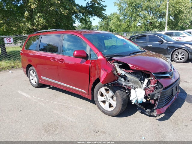 Auction sale of the 2020 Toyota Sienna Le, vin: 5TDKZ3DC7LS040484, lot number: 46073344