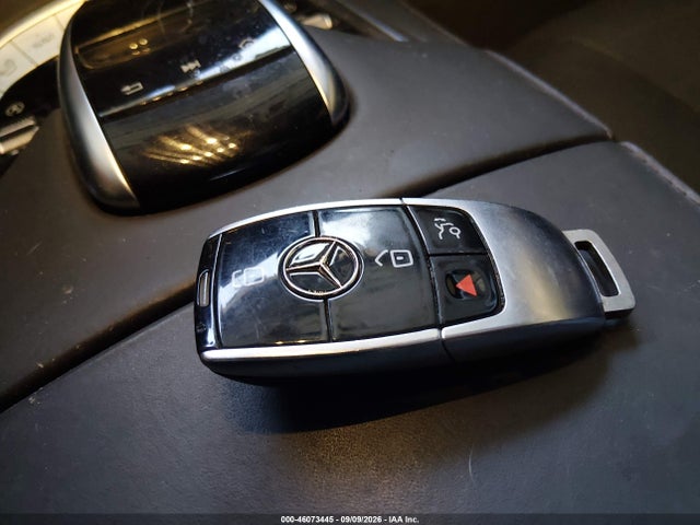 Продаж на аукціоні авто 2019 Mercedes-benz S 560 4matic, vin: WDDUG8GB5KA464021, номер лоту: 46073445